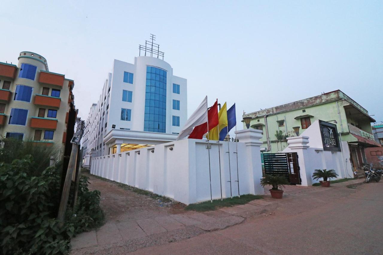 Capital O 40848 Hotel Mirabel Kupand Exterior foto